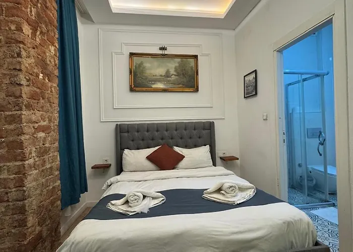 Hotel Veva Homes